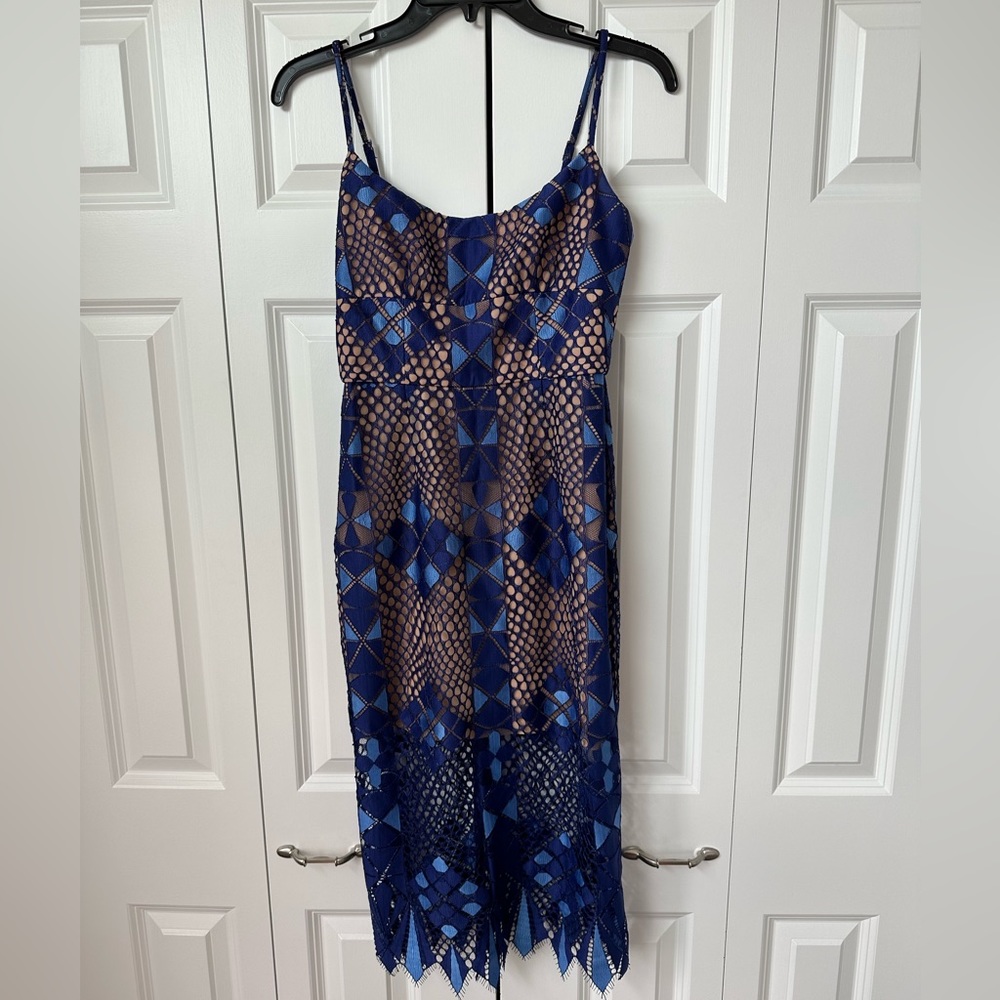 BCBG Maxazria Blue Lace Dress Size 0